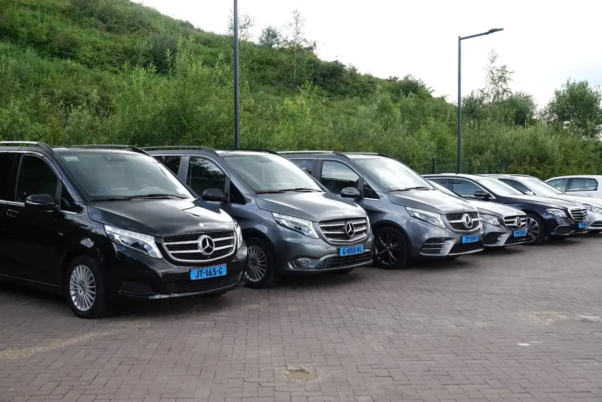 Mercedes V-Klasse taxibussen – taxi in Riel en Goirle